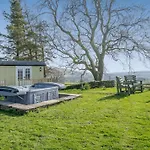 1 Bed In Sedbergh Oc-76535 * Millthrop